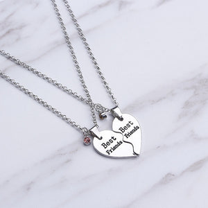 2 pieces / set Fashion Best Friend Stitching Pendant Necklace Rainbow Broken Heart Necklace Female Children BFF Friendship Gift