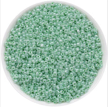 Load image into Gallery viewer, 1000Pcs/lot 45 Colors 2mm Crystal Glass Czech Seed Beads Loose Miyuki Spacer Hama Beads For DIY Jewelry Making Perles Berloque
