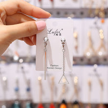 Load image into Gallery viewer, GRACE JUN 2018 Hot Sale Rhinestone Pearl Enamel Clip on Earrings for Women Fashion Party Prom Stuedent Style No Pierced Earrings